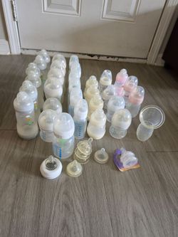 Feeding bottles and nipples
