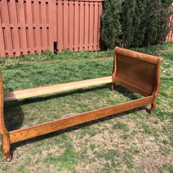 Twin Wood Sleigh Bed