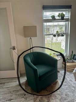 Green Velvety spinning Chair