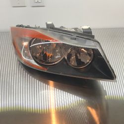 2006 Bmw E90 Headlight OEM