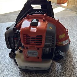 Husqvarna 560BTS Blower