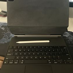 Apple Magic Keyboard For iPad Pro 12.9” And Apple Pencil 2nd Gen