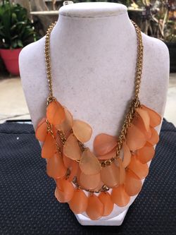 AMAZING 🤩 NECKLACE