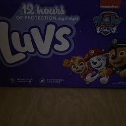 Size 3 Luvs Diapers Free