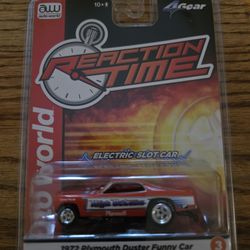 AW Slot Car 1972  Plymouth Duster Funny Car 4gear