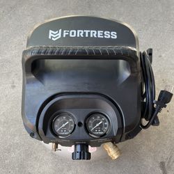 FORTRESS 6 Gallon, 175 PSI High Performance Oil-Free Pancake Jobsite Air Compressor