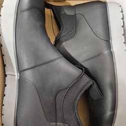 Men's rain boot Size 10