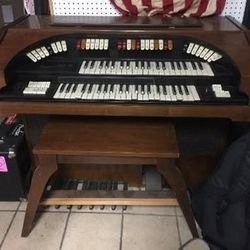 FOR REPAIR - Vintage Conn Starmaker Organ Piano