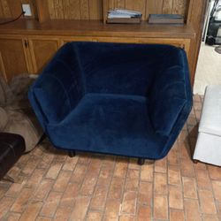 Wide Blue Velvet Chair