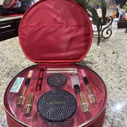Elizabeth Arden Christmas Collection Full Size Makeup Set All Full Size In Case New