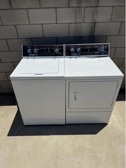 Speed Queen Washer & Gas Dryer Set