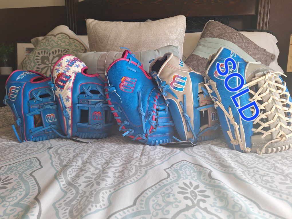 Wilson A2000 Autism Awareness Baseball Gloves ⚾️ 