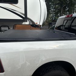 Tonneau cover