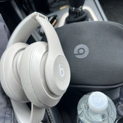 Beats Studio Pro