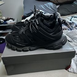 Black Balenciaga Tracks No LED
