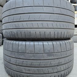 (2) 285 35 20 Pirelli Tires