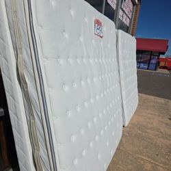 🔥KING SIZES MATTRESS SET $89.99🔥