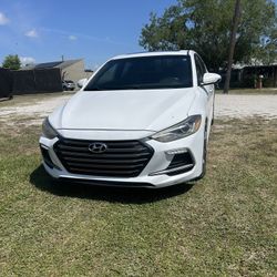 2018 Hyundai Elantra 