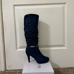 New Women’s Blue Size 8.5 Boots