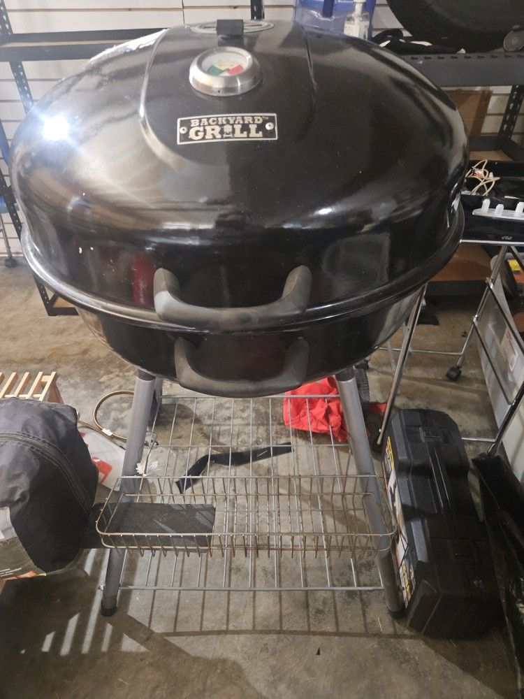 Backyard Grill BBQ Grill