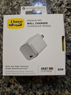 USB-C Wall Adapter