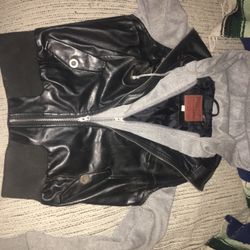 Lnew  Girls hooded jacket only $20 firm￼