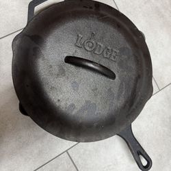 Cuisinel Pre-Seasoned Cast Iron Skillet 12-Inch w/ Handle & cover 