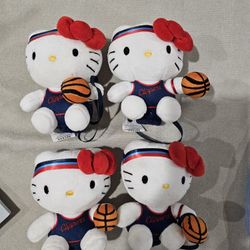 Hello Kitty Clippers Basketball Shoulder Buddies