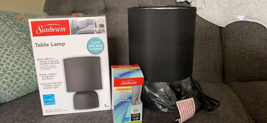 Table lamp