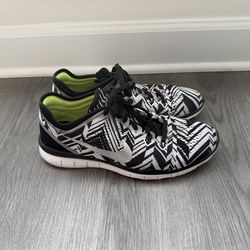 Nike FR Fit 5 Black & White Shoes