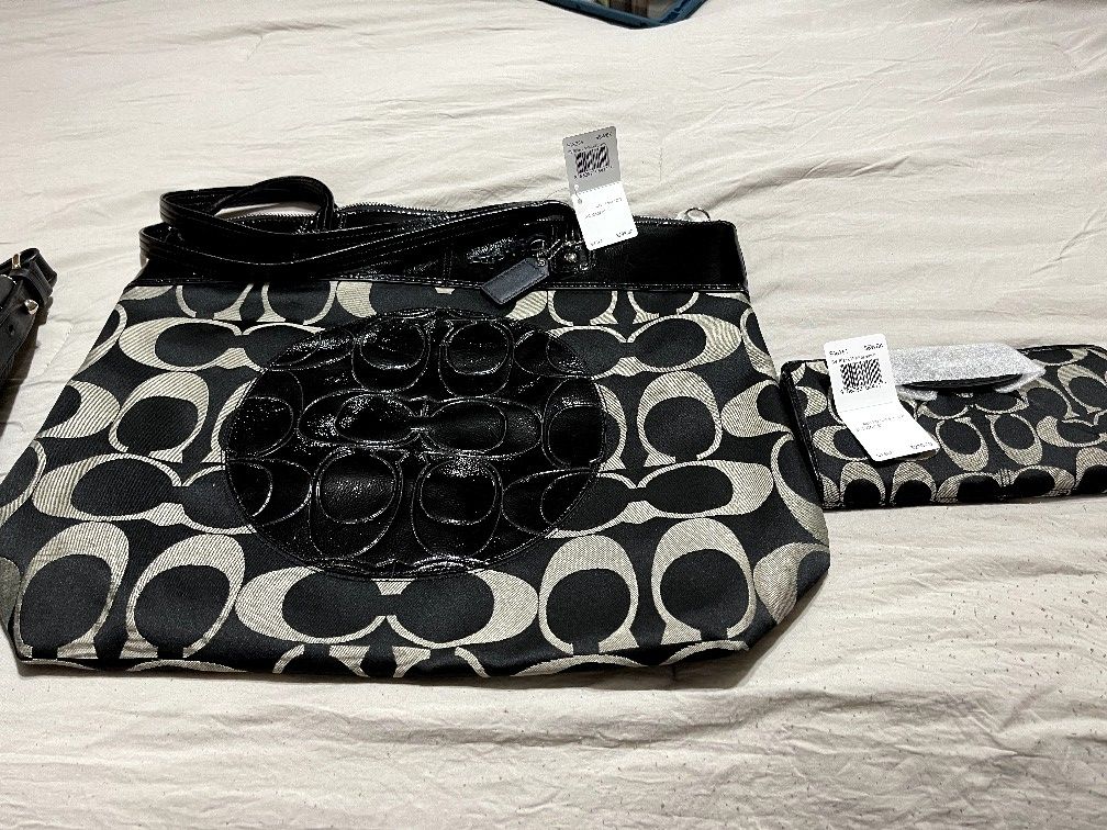 Coach Purse & Wallet NWT 50%OFF