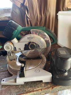 Nikota Saw with extra battery