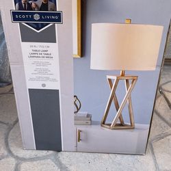 Brand New Lamp
