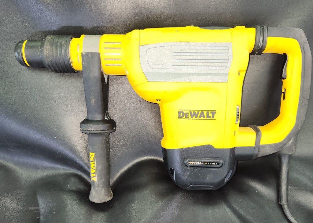 DeWalt D25614 1-3/4-Inch SDS Max Combination Rotary Hammer