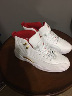 Jordan 12 size 10