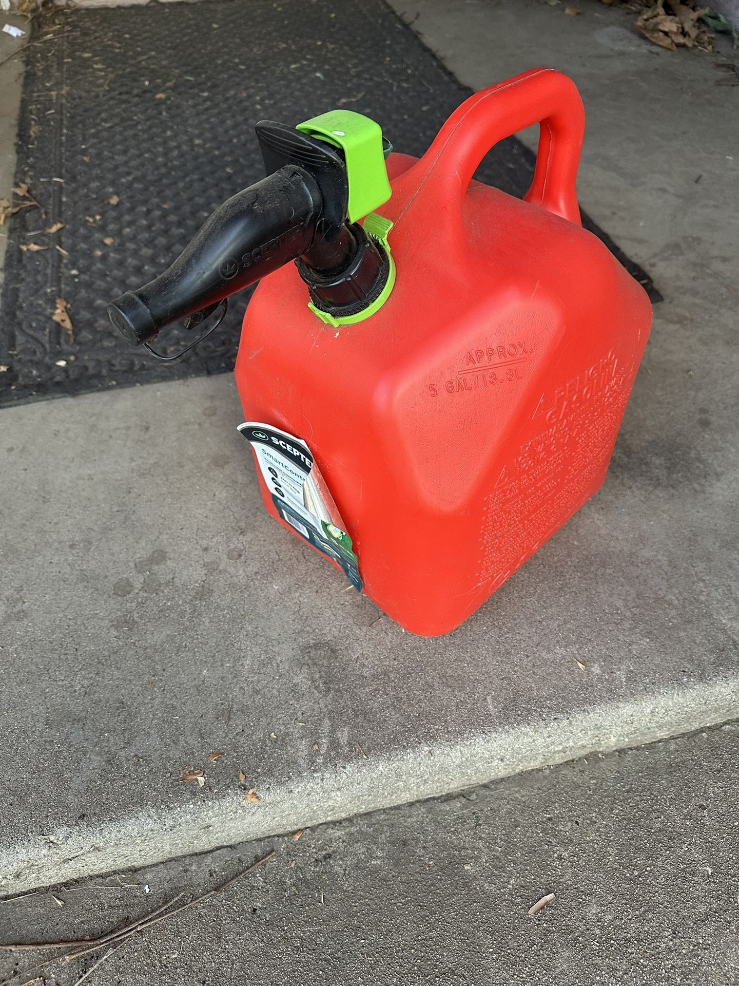 5 Gallon Scepter Smart Control Gasoline Container 