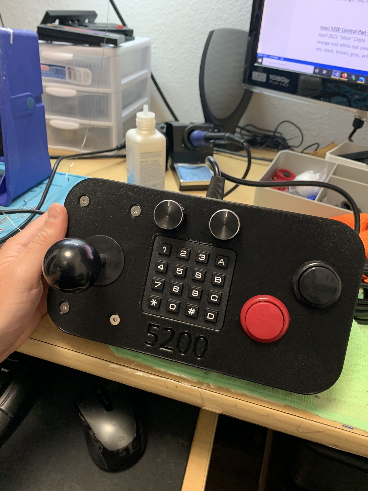 Atari Sega Colecovison Commodore 64 Amiga MSX Retro Video game controllers joysticks gamepad