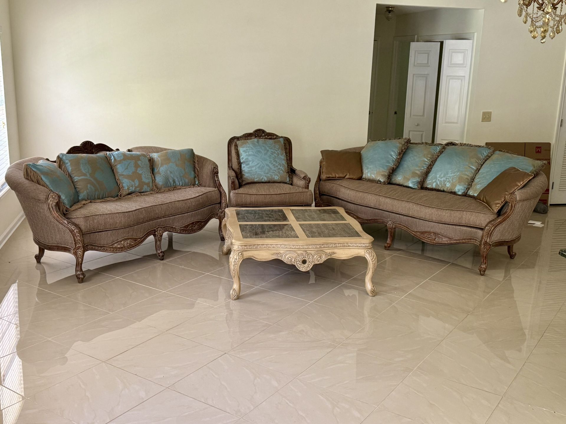 Excellent Living Room Set for Sale $1200.00 (O.B.O)
