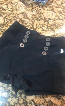 Girls black shorts size 10 great condition