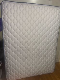 Queen very clean