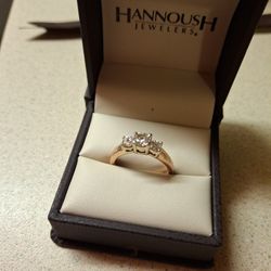 Gorgeous Rose Gold Engagement Ring With 3 Diamonds. 