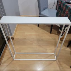 Narrow Table