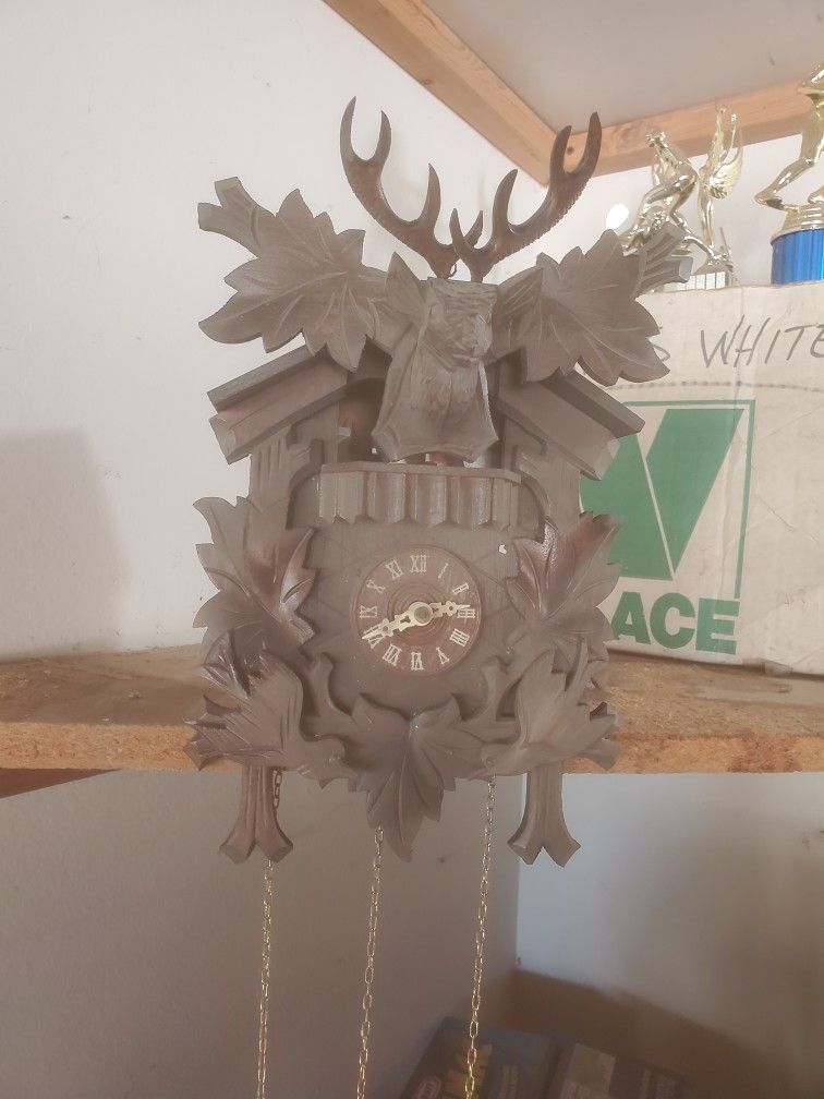 Schwarzwalder Uhren Schneider Black Forest Cuckoo Clock