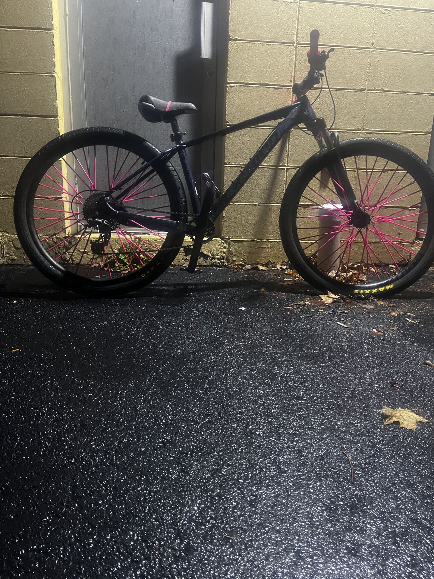 Schwinn 29 inch bike