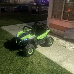 Green UTV MX Power Wheels In Like New Condition