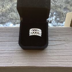 Nice New Sterling Silver .925 Heart Ring/Band Size 6.5 Valentines Day