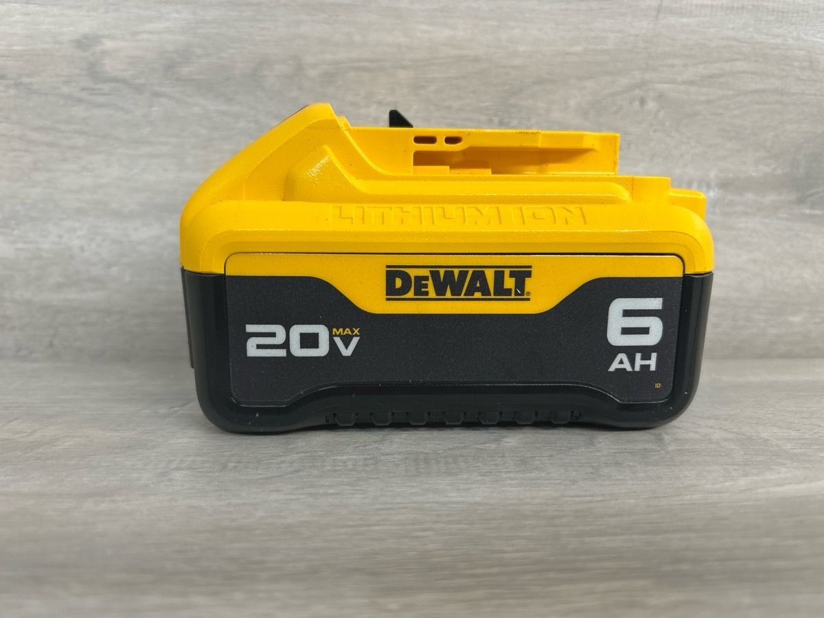 Dewalt 20V MAX Battery Pack DCB206 (PO1020616)