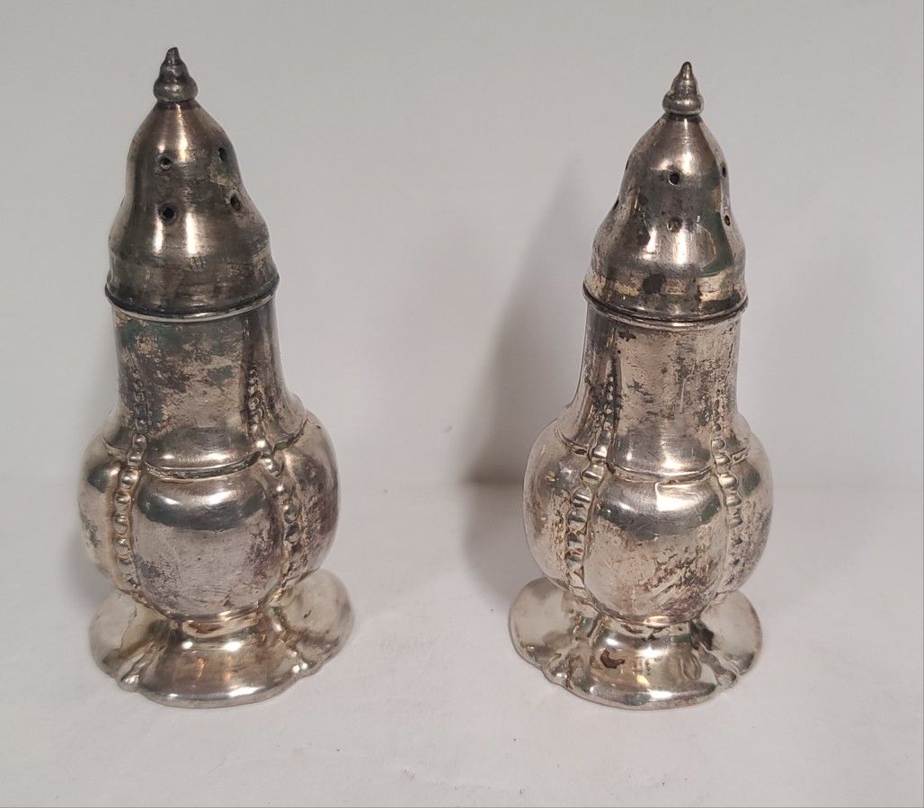 Vintage Pair Of Silver Plated Salt & Pepper Shakers