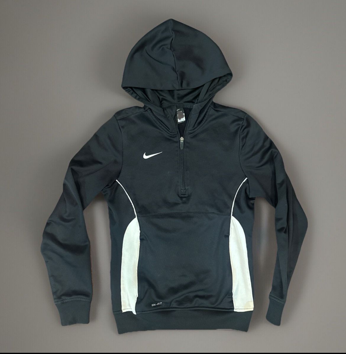 Nike Women's Dri-Fit Quarter Zip HoodedJacket With Kangaroo Zip Pocket XS