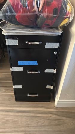 Free File cabinet black